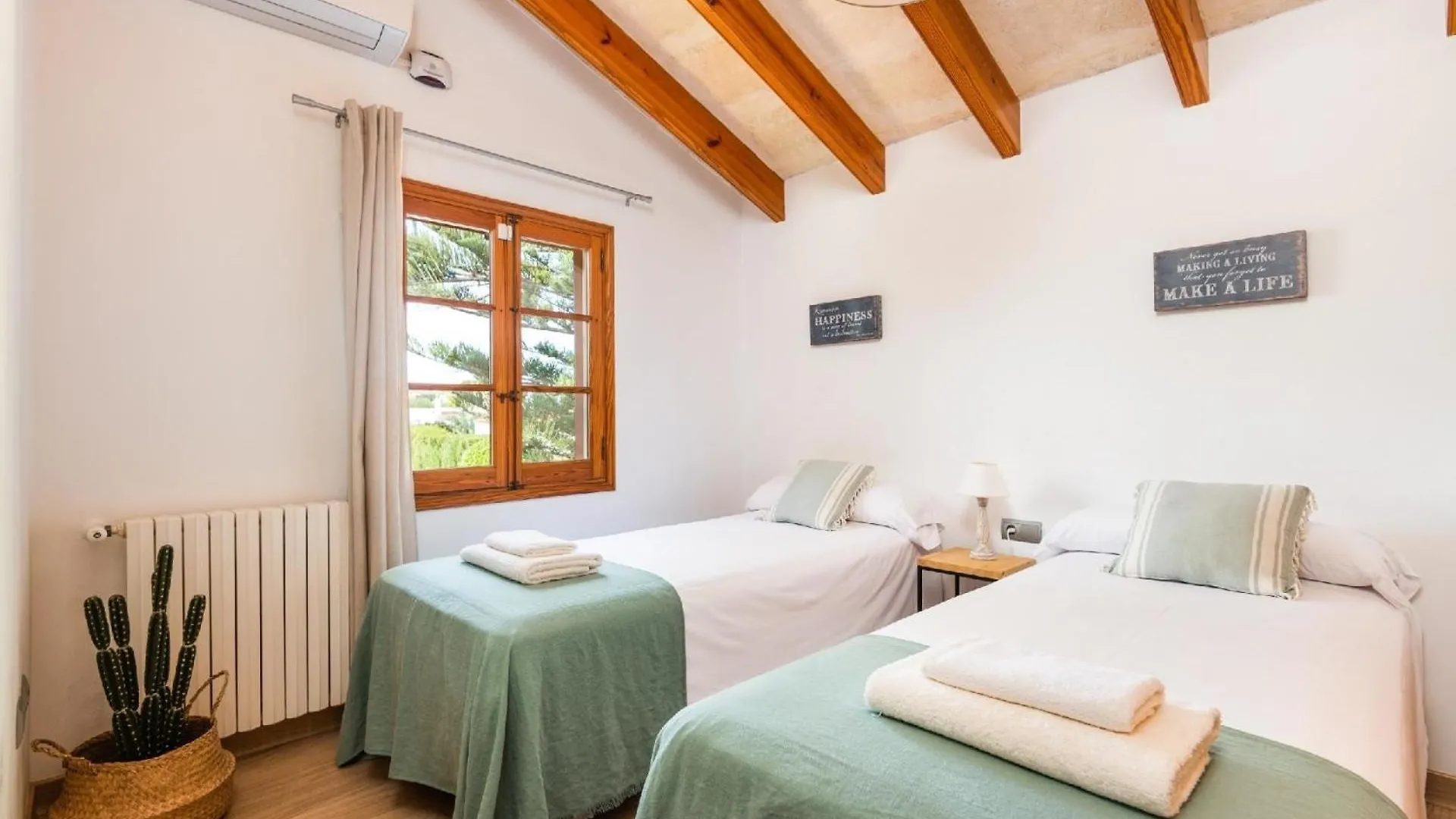 Ferienhaus Mit Privatpool Fuer 7 Personen Ca 150 Qm In Torre Del Ram, Menorca Westkueste Von Menorca Cala'N Blanes  0*, Cala'N Blanes (Menorca) Espagne